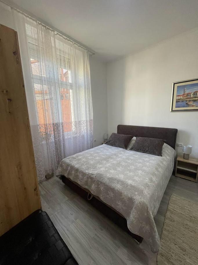 Apartment Milijana Суботица Екстериор снимка