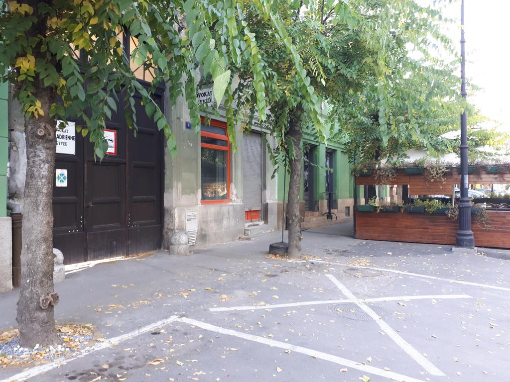 Apartment Milijana Суботица Екстериор снимка